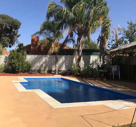 Echuca Holiday Units - Darwin Holiday 1