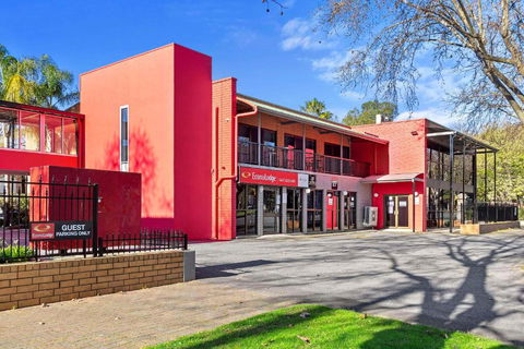 Econo Lodge East Adelaide - Darwin Holiday 0