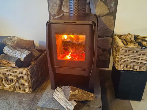 ELM Accommodation - Merrijig - Darwin Holiday 1