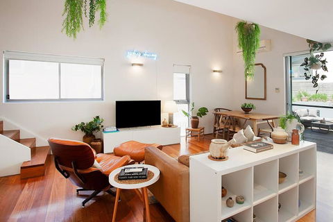 Enormous Loft With Terrace By Sydney Dreams - Darwin Holiday 2