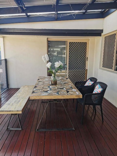 Eight Mile Plains House - Darwin Holiday 3
