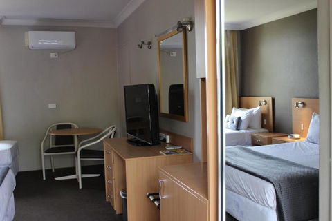 El Toro Motel - Darwin Holiday 4