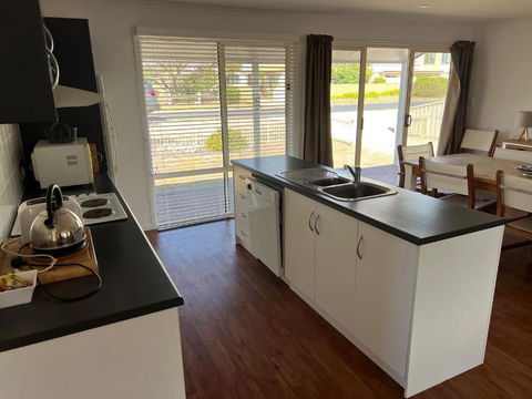 Elandra House - WiFi Pet Friendly Outside - Darwin Holiday 3