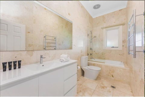 Elegant Cozy House In Chatswood, Maxi 10 People - Darwin Holiday 4
