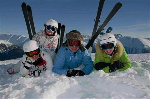 Elegant 3 Bedroom Ski Lodge 450m Ski Lift And Slopes - Darwin Holiday 1