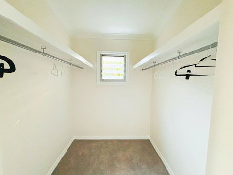 Elegant Villa Near Shopping Mall - Darwin Holiday 4