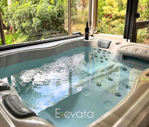 Elevata Villa At Montville - Darwin Holiday 1
