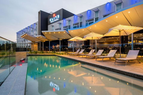 Elite Gold Coast - Darwin Holiday 0