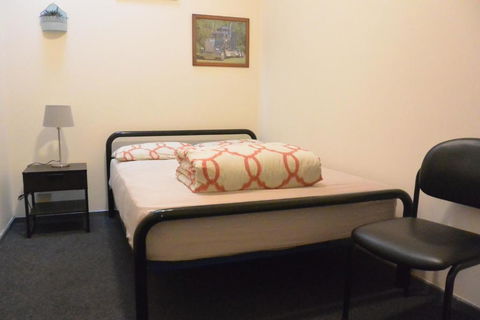 Elizabeth Hostel - Darwin Holiday 1