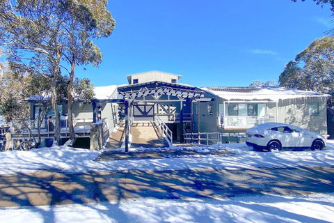 Elkhorn 17 - Mt Buller Village - Darwin Holiday 2