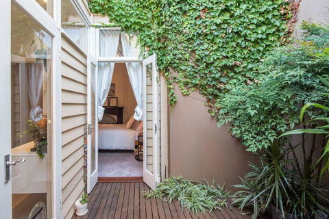 Elm Cottage With Luxury Lifestyle Location - Darwin Holiday 1