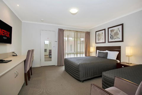Elm Tree Motel - Darwin Holiday 0