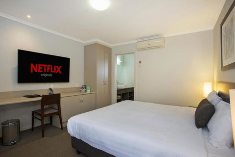 Elm Tree Motel - Darwin Holiday 1