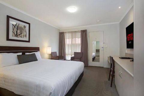 Elm Tree Motel - Darwin Holiday 2