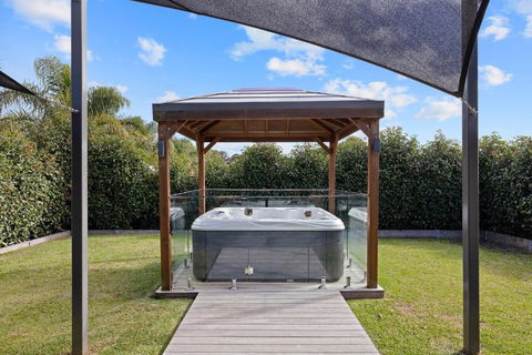 Elvington Getaway Cowes - Darwin Holiday 0