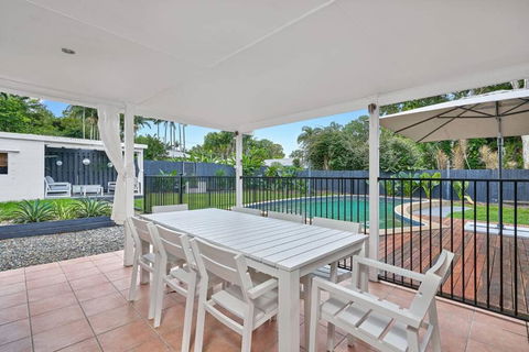 Endeavour Holiday House Clifton Beach - Darwin Holiday 0