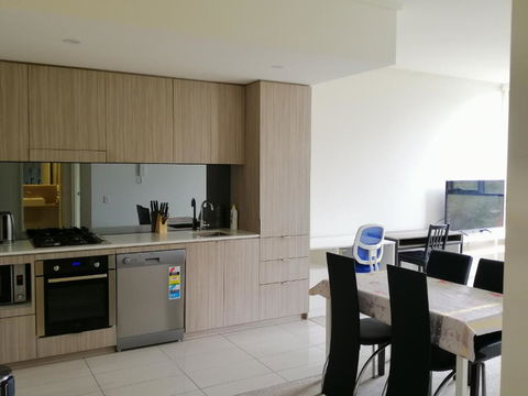 Entire 1 Bedroom Security Apartment - Darwin Holiday 3