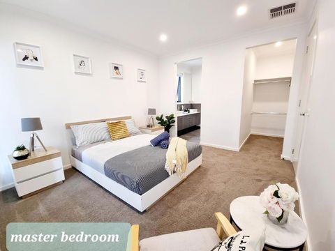 Entire 4 Bedroom Clyde North Home., No Sharing - Darwin Holiday 3