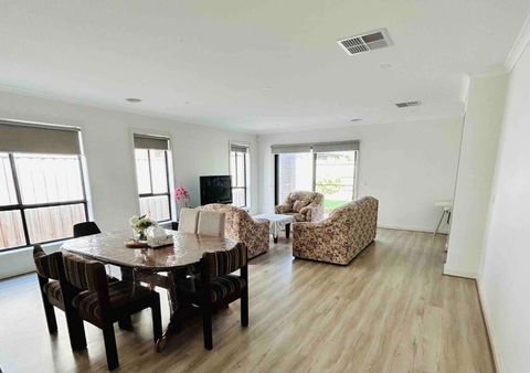 Entire House -close To Park And Supermarket - Darwin Holiday 0