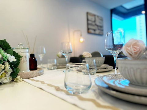 ES2410-2Bed 2Bath Vision Apt With Balcony, Pool & Gym - Darwin Holiday 3