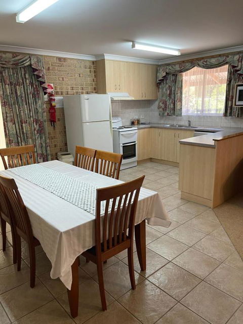 Esperance Holiday Apartment - Darwin Holiday 1