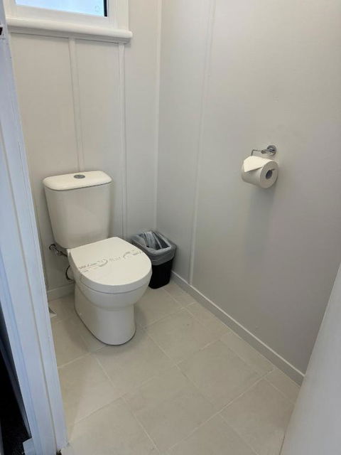 Essex Court - Beach House Motel - Darwin Holiday 3