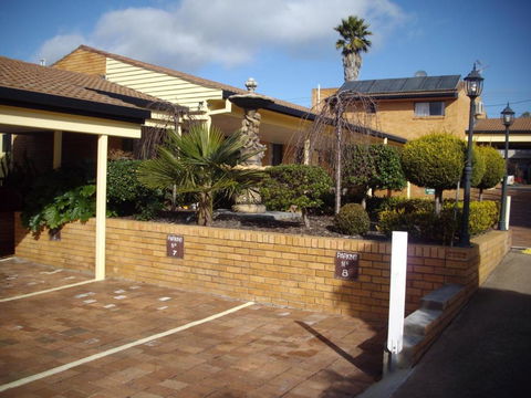 Estelle Kramer Motel - Darwin Holiday 2