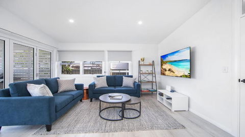 Ettalong Beach House - Darwin Holiday 1