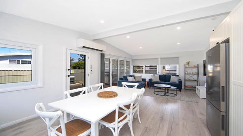 Ettalong Beach House - Darwin Holiday 4