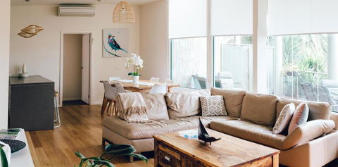 Exclusive Anglesea River Beach Apartment - Darwin Holiday 0