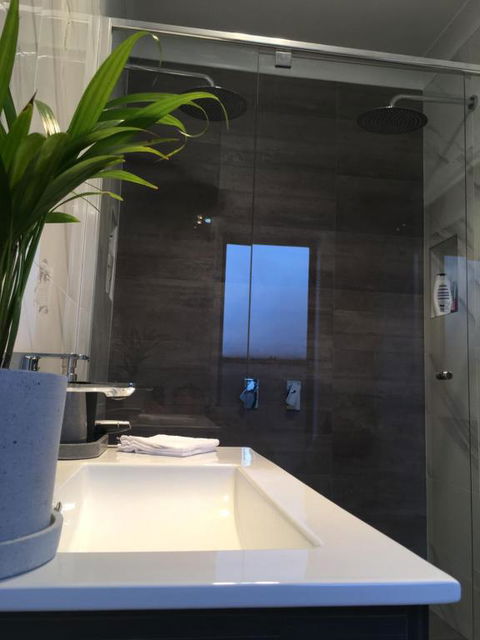 Executive Villa, Private 2 Bedroom In Ideal Location - Darwin Holiday 3
