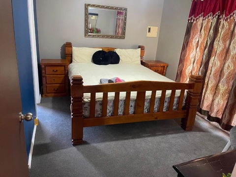 Entire Residential 3 Bedroom And 2 Bathrooms Home And Family Home - Darwin Holiday 1
