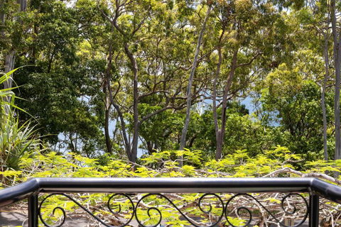 Family Charm, Just Steps To The Beach - Darwin Holiday 0