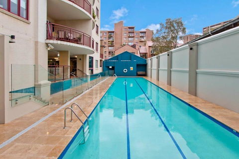 Expansive Views From Sydney 1 Bedroom Apartment - Darwin Holiday 1