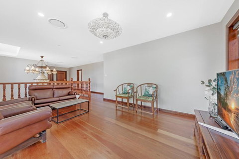 Exquisite Chinese Style Garden - Darwin Holiday 4