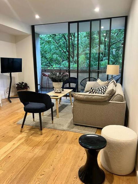 Exquisite Inner City Modern 1 Bedroom Apt - Darwin Holiday 4