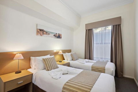 Fabulous Apt In Northbridge With Pool & WiFi - Darwin Holiday 3