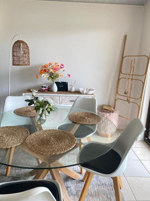 Fabulous Canal-front Unit In Mooloolaba - Darwin Holiday 4