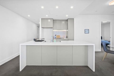 Fabulous View Apartment In Sydney Olympic Park - Darwin Holiday 4