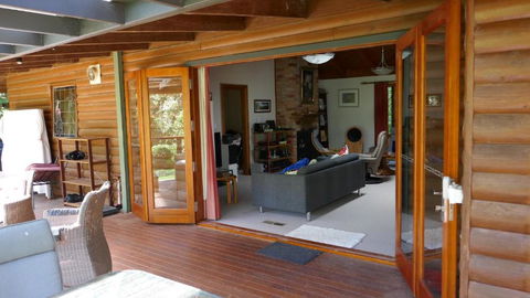 Falls Lodge - A Blue Mountains Experience - Darwin Holiday 2