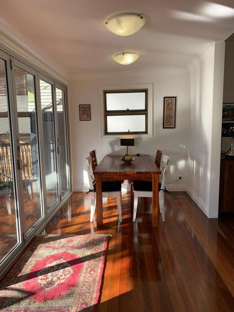 Family And Pet Friendly Home In Brisbane - Darwin Holiday 4
