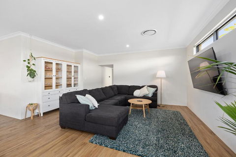 Family Friendly Close 2 Airport, Optus, Crown & City - Darwin Holiday 1