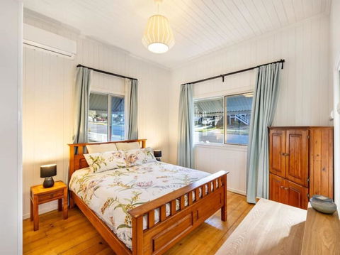 Family Friendly Cozy 4BR House At Annerley - Darwin Holiday 3