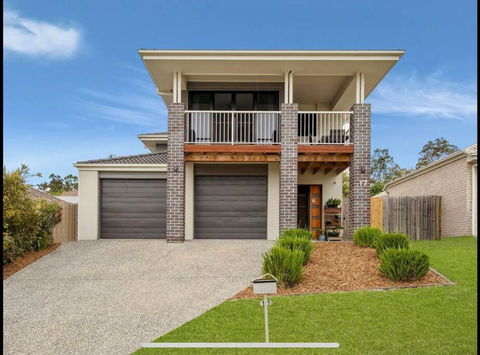 Family Friendly Oasis Mid Brisbane And Gold Coast - Darwin Holiday 1