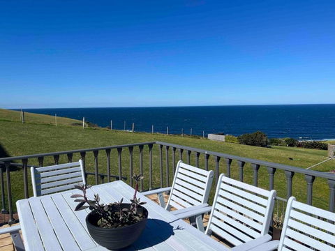 Family Holiday Home With Ocean View - Darwin Holiday 0