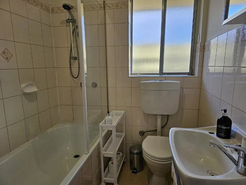 Family Oasis In Adelaide - Darwin Holiday 3
