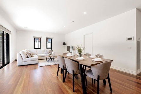 Family Oasis Walking Distance To Chadstone SC - Darwin Holiday 0