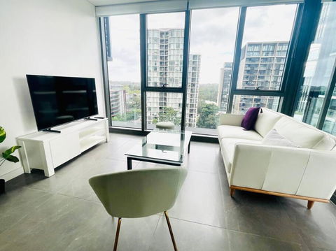 Family Residence (3 Bedrooms, Pool, Gym, Parking) - Darwin Holiday 2