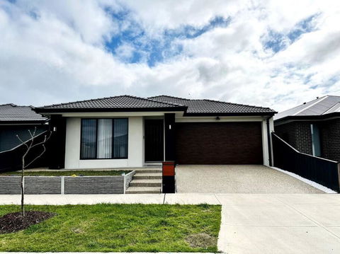 Family Retreat-Spacious 4BR - Darwin Holiday 0