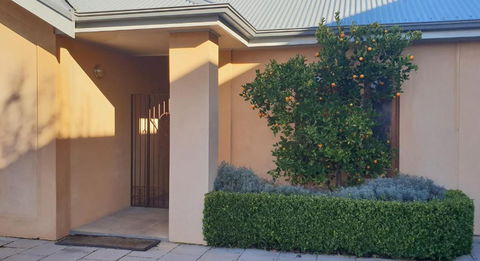 Fechner Place Barossa, 1 Bed, 1 Bath & Wine - Darwin Holiday 4